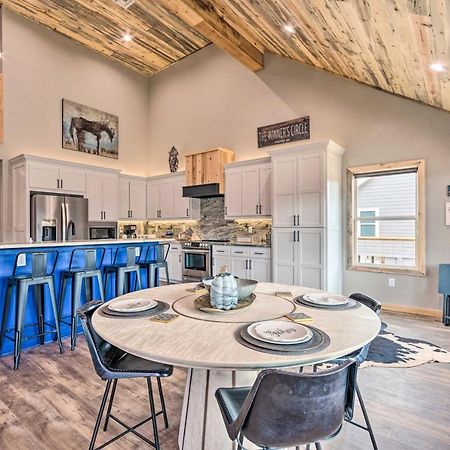 Upscale Riverfront Home With Beach And Fire Pit! Glenwood Экстерьер фото