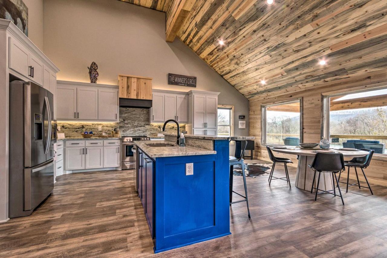 Upscale Riverfront Home With Beach And Fire Pit! Glenwood Экстерьер фото