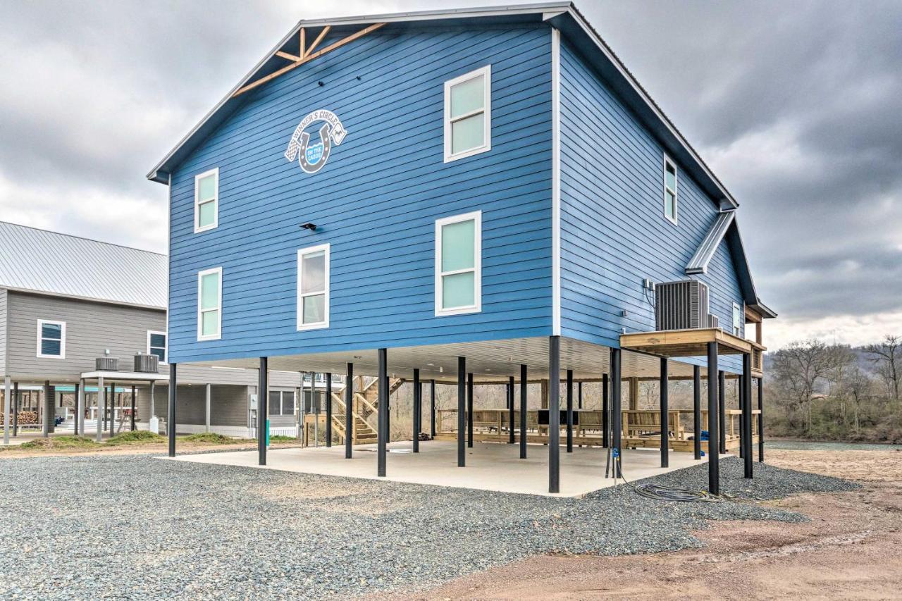 Upscale Riverfront Home With Beach And Fire Pit! Glenwood Экстерьер фото