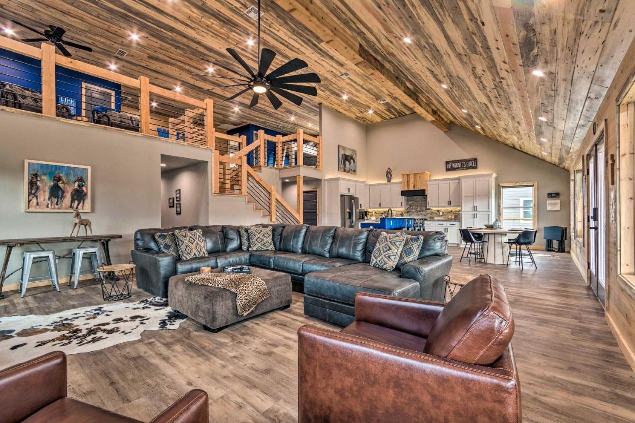 Upscale Riverfront Home With Beach And Fire Pit! Glenwood Экстерьер фото