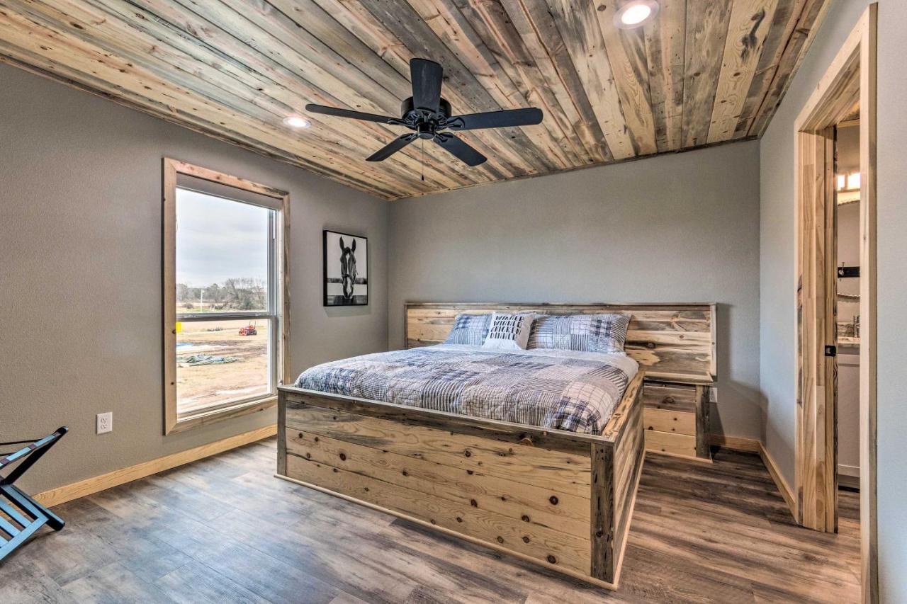 Upscale Riverfront Home With Beach And Fire Pit! Glenwood Экстерьер фото