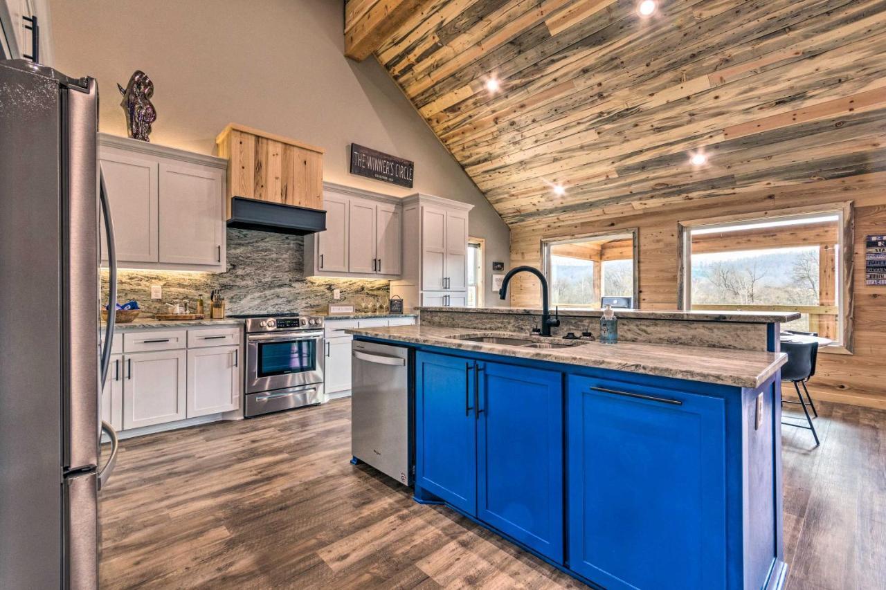 Upscale Riverfront Home With Beach And Fire Pit! Glenwood Экстерьер фото